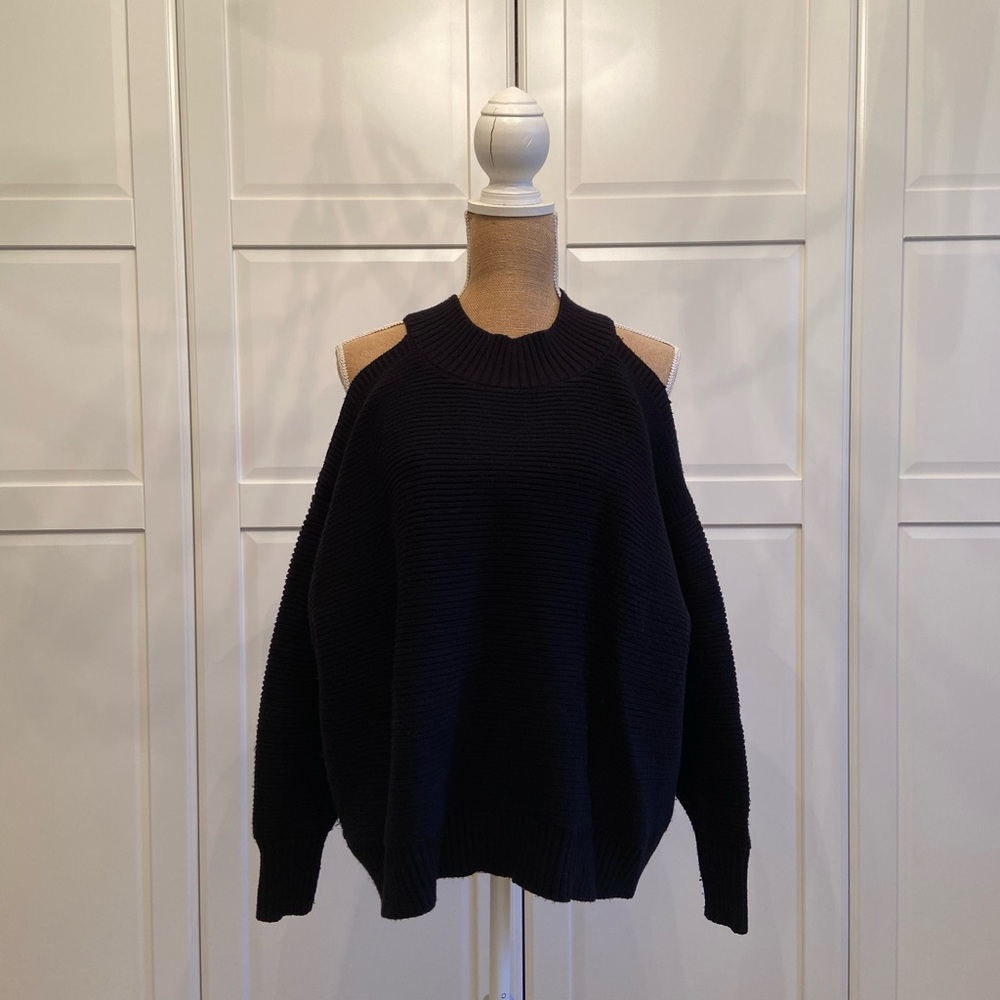 COPY - ZARA Black ribbed Cold Shoulder sweater S